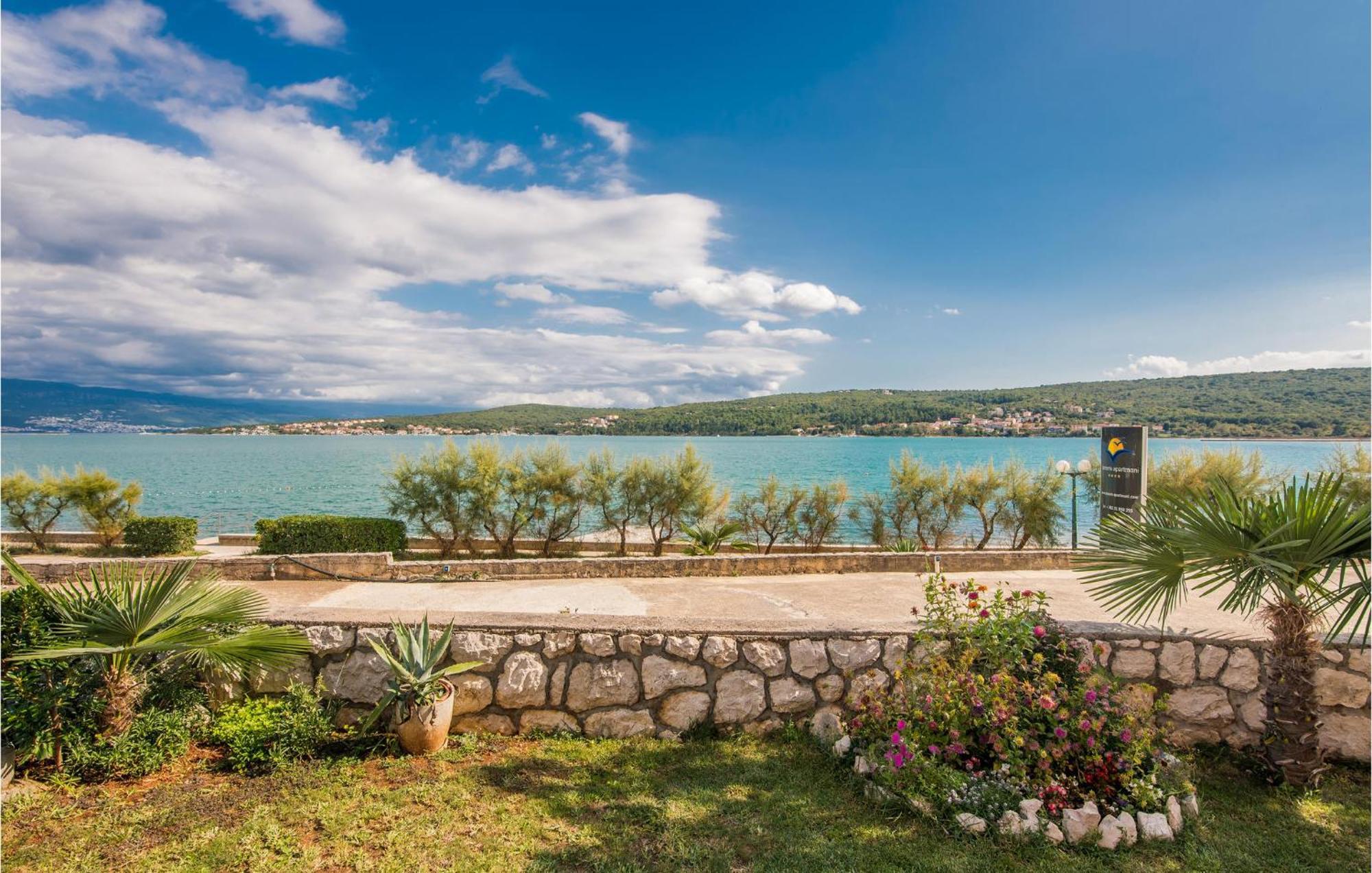 Gorgeous Apartment In Cizici With House Sea View Esterno foto
